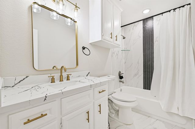 611 Munger Street, Pasadena, TX 77506