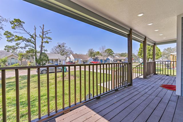 611 Munger Street, Pasadena, TX 77506