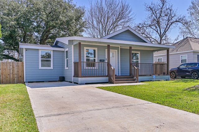611 Munger Street, Pasadena, TX 77506