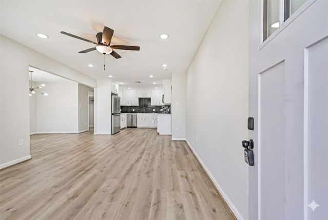 611 Munger Street, Pasadena, TX 77506