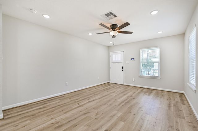 611 Munger Street, Pasadena, TX 77506