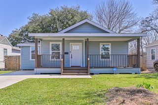 611 Munger Street, Pasadena, TX 77506