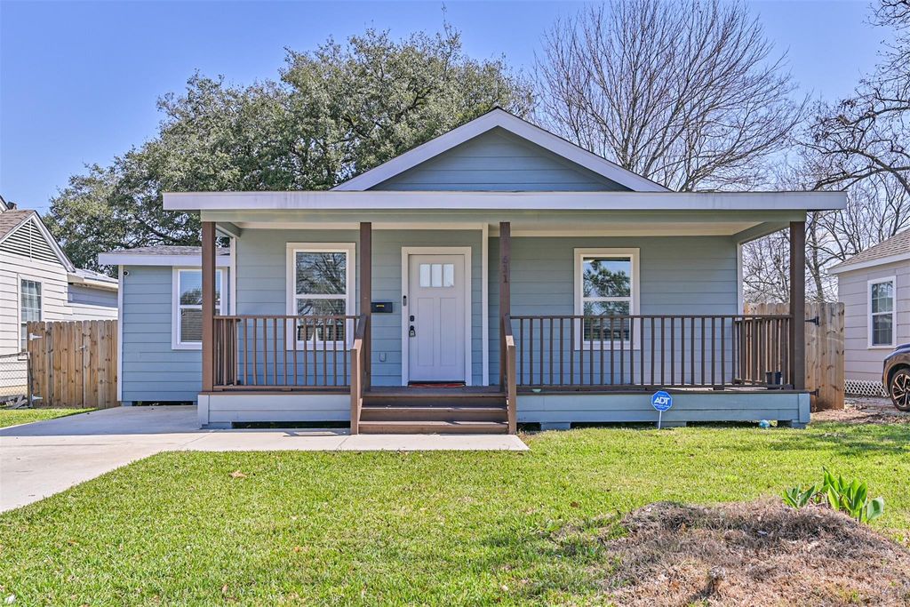 611 Munger Street, Pasadena, TX 77506