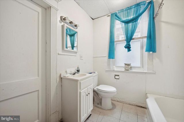 1924 W ERIE AVE, Philadelphia, PA 19140