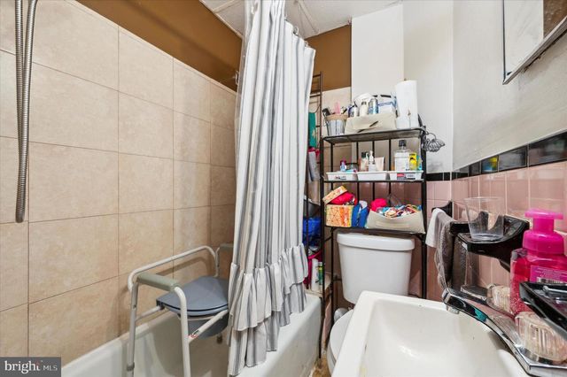 1924 W ERIE AVE, Philadelphia, PA 19140