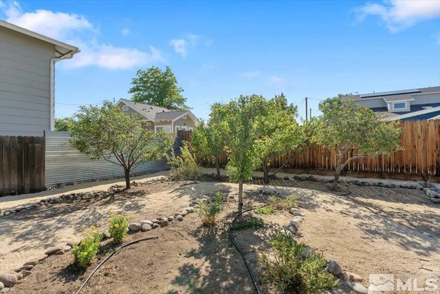 1025 Locust Street, Reno, NV 89502