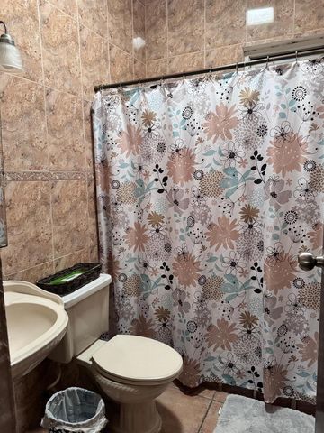 Calle Julia Blq AM 24 VILLA RICA, Bayamon, PR 00959