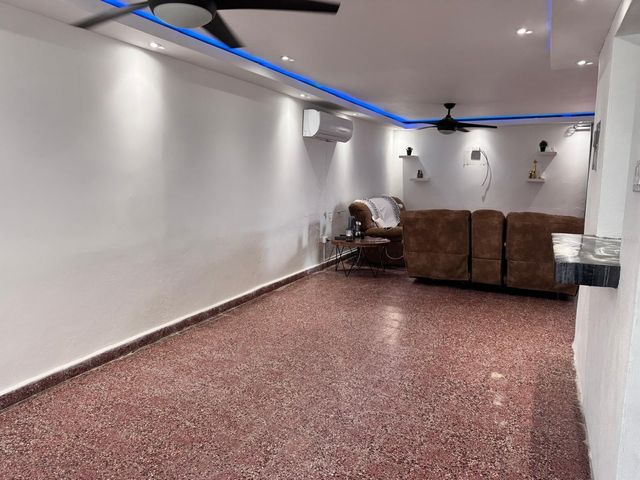 Calle Julia Blq AM 24 VILLA RICA, Bayamon, PR 00959