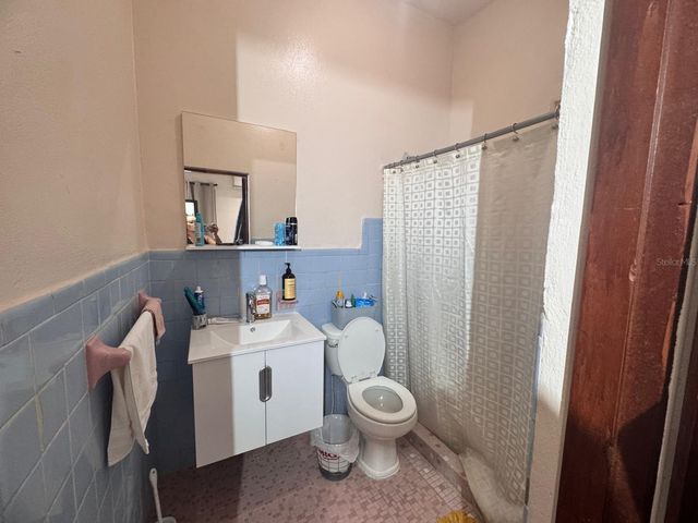 Calle Julia Blq AM 24 VILLA RICA, Bayamon, PR 00959