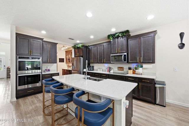 15974 GREAT LAKES Circle, Jacksonville, FL 32218