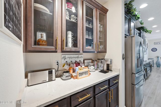 15974 GREAT LAKES Circle, Jacksonville, FL 32218