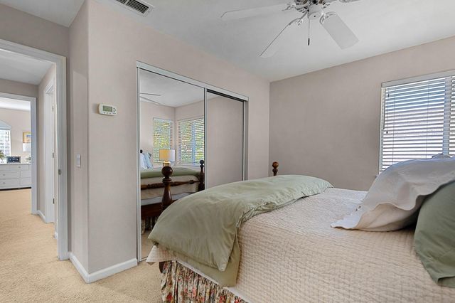 2315 Fallwater Ln, Carmichael, CA 95608