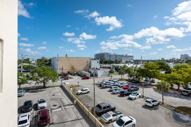 900 NE 18th Avenue 409, Fort Lauderdale, FL 33304