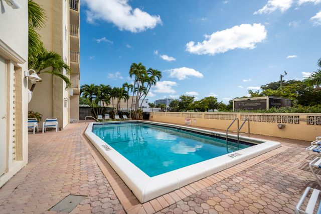 900 NE 18th Avenue 409, Fort Lauderdale, FL 33304