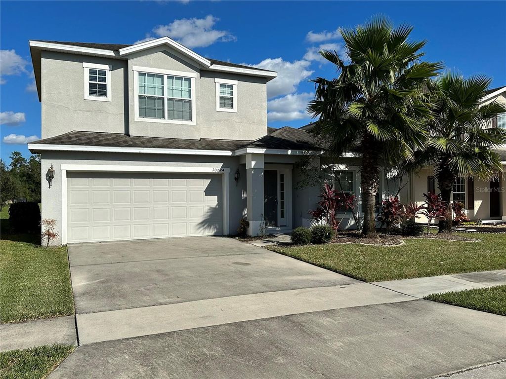 Image 1 of property listing at 10774 CABBAGE TREE LOOP, Orlando, FL 32825