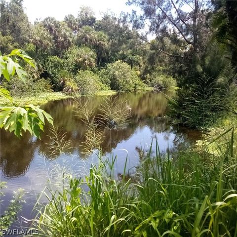 371 N Riverview ST, Labelle, FL 33935