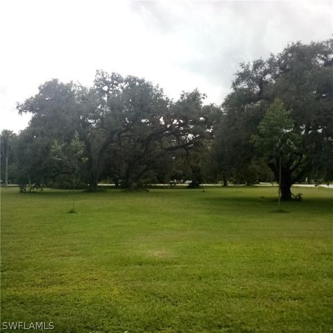 371 N Riverview ST, Labelle, FL 33935