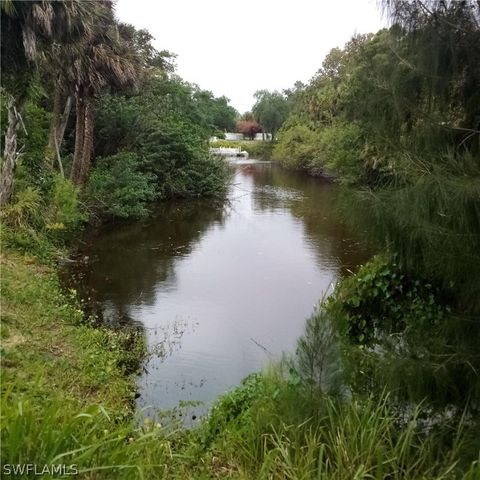 371 N Riverview ST, Labelle, FL 33935