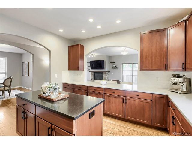3059 S University Cir, Englewood, CO 80113