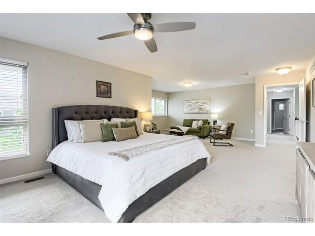 3059 S University Cir, Englewood, CO 80113