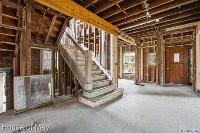 676 Atkinson Street, Detroit, MI 48202