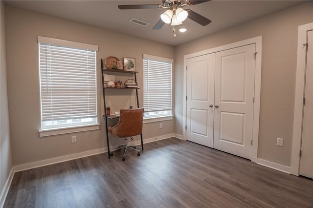 668 N Littleleaf Terrace 14, Fayetteville, AR 72704