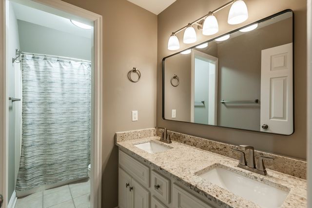 1820 Hygeia Rd, Greenbrier, TN 37073