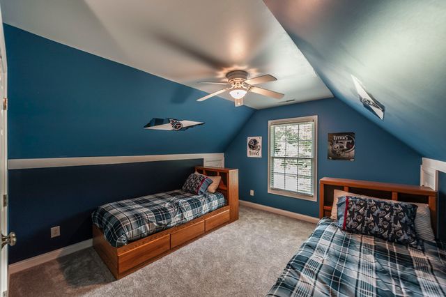 1820 Hygeia Rd, Greenbrier, TN 37073