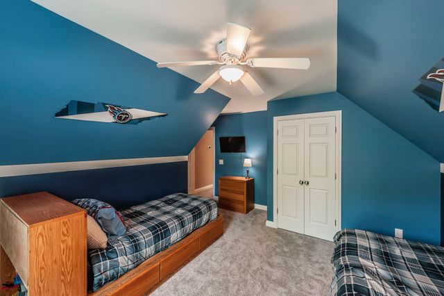 1820 Hygeia Rd, Greenbrier, TN 37073