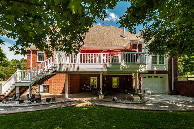 1820 Hygeia Rd, Greenbrier, TN 37073