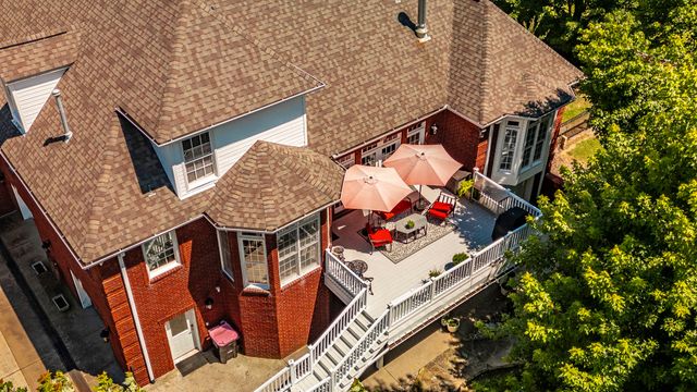1820 Hygeia Rd, Greenbrier, TN 37073