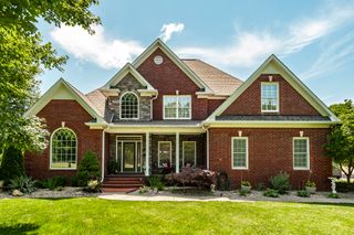 1820 Hygeia Rd, Greenbrier, TN 37073