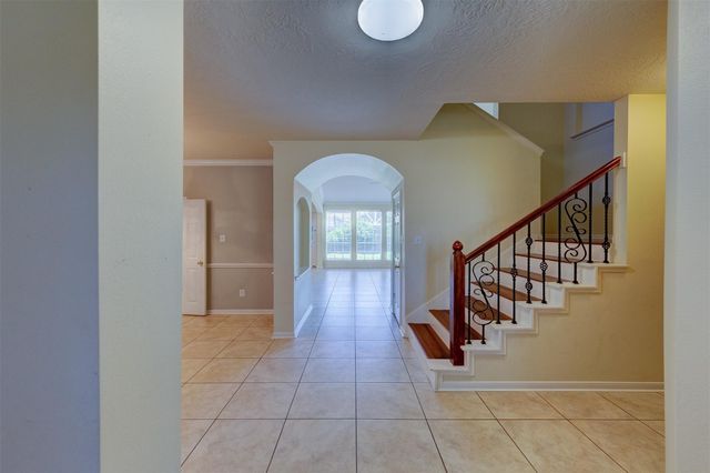 2610 Ledgebrook Lane, Friendswood, TX 77546