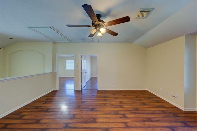 2610 Ledgebrook Lane, Friendswood, TX 77546