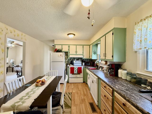 232 Oneal Dr, Rock Island, TN 38581