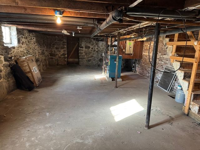 56 Sheridan Street 1, Haverhill, MA 01830