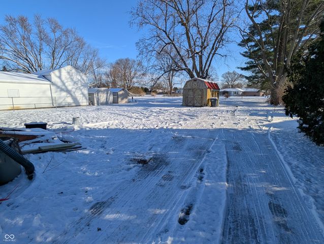 4826 Main Street, Anderson, IN 46013