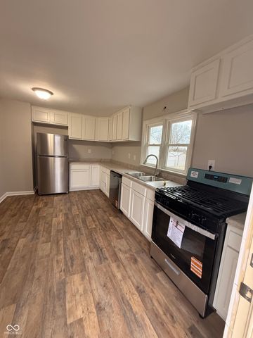 4826 Main Street, Anderson, IN 46013