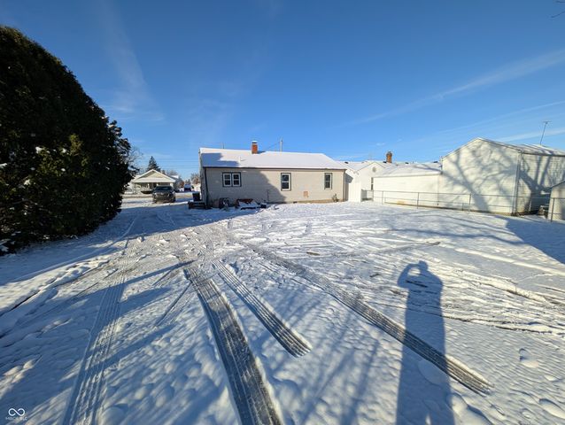 4826 Main Street, Anderson, IN 46013