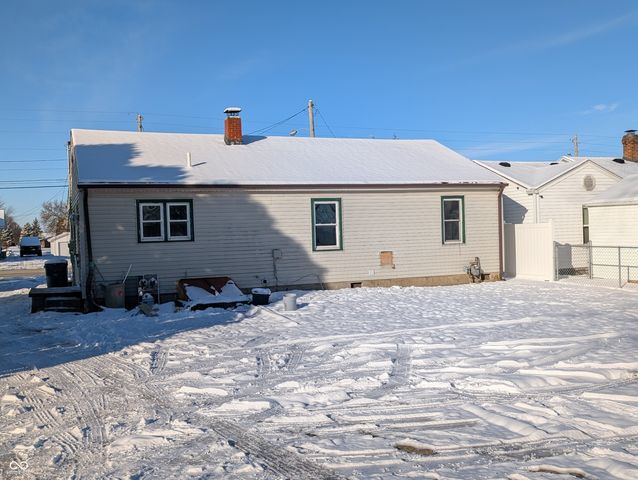 4826 Main Street, Anderson, IN 46013