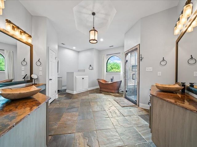8104 JACK BOND RD, Arlington, TN 38002