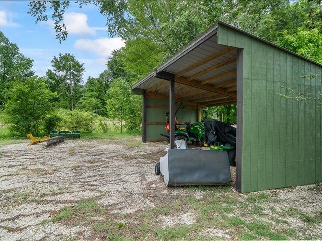 8104 JACK BOND RD, Arlington, TN 38002