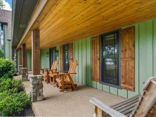 8104 JACK BOND RD, Arlington, TN 38002