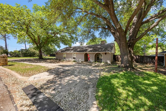 3911 Shady Valley Drive, Arlington, TX 76013