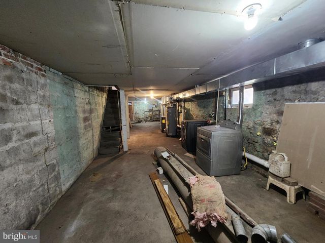 707 N LONGWOOD ST, Baltimore, MD 21216