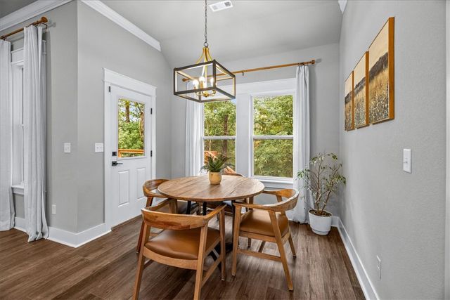 5 Kinver Lane, Bella Vista, AR 72714