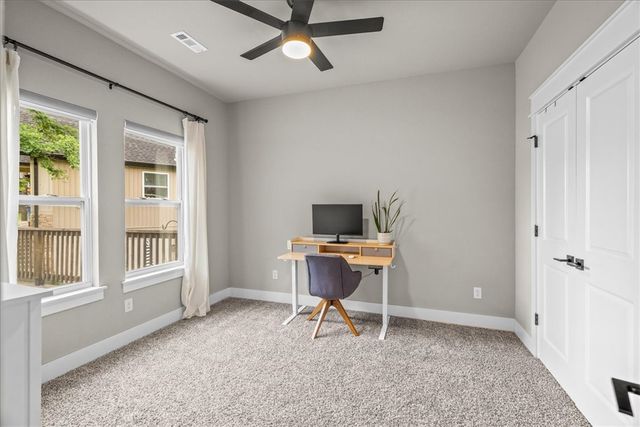 5 Kinver Lane, Bella Vista, AR 72714