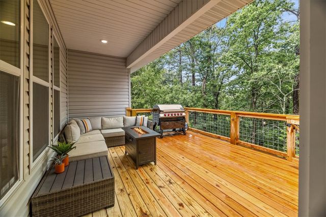 5 Kinver Lane, Bella Vista, AR 72714