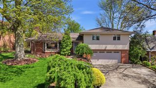 1193 LAKEMONT DRIVE, Mt Lebanon, PA 15243