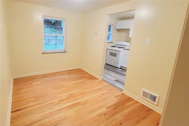 1152 Woodbine St, Stanton Heights, PA 15201